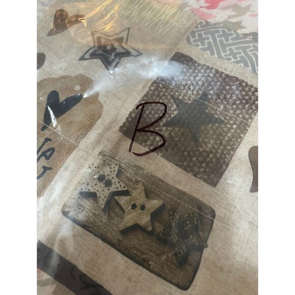 HANDMADE BY MOM VARIOUS HEARTS Colorful Table Runner 41" x 12" - Picture 8 of 8